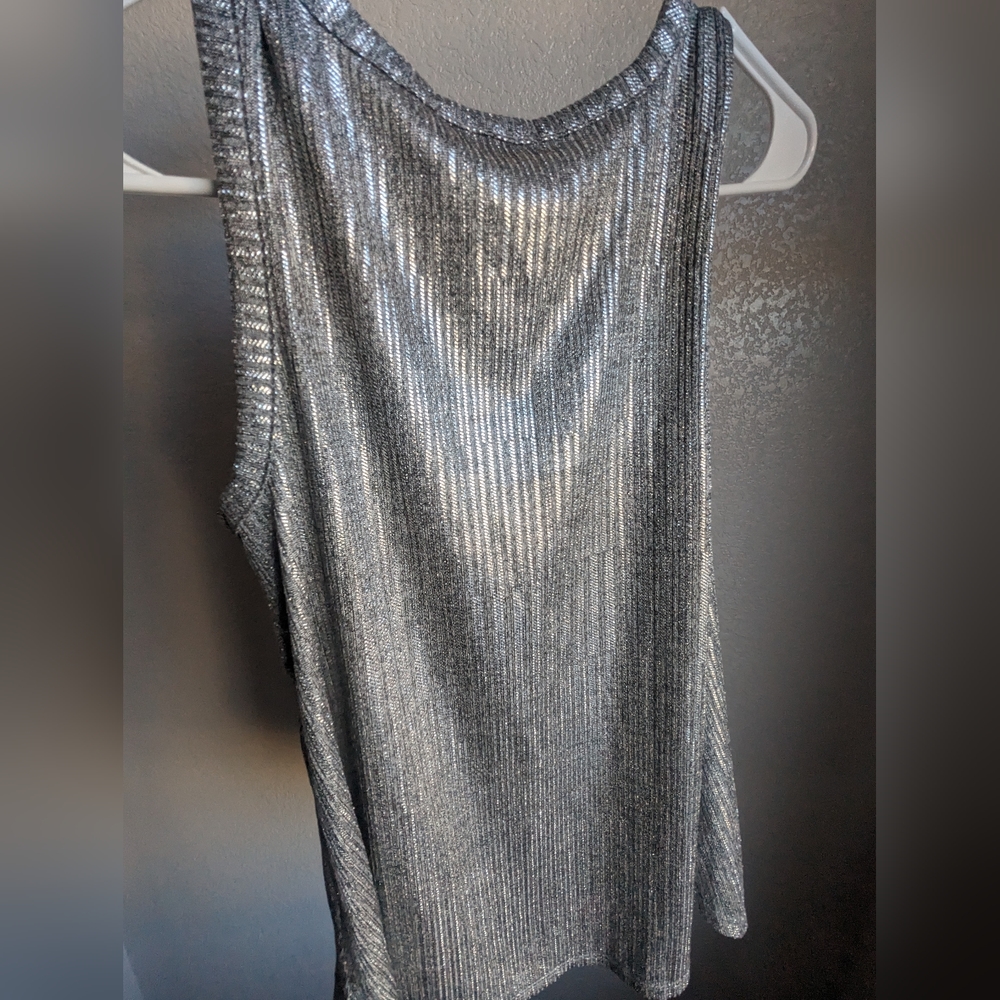 Shimmer silver tank